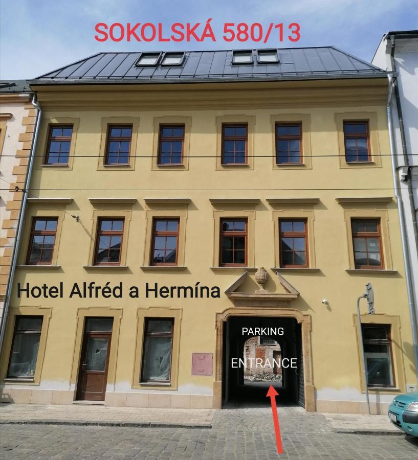 Hotel Alfred A Hermina オロモウツ エクステリア 写真